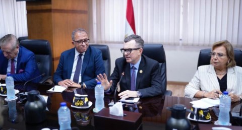 وزير التخطيط والتنمية الاقتصادية 