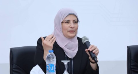 الدكتورة ناهد يوسف