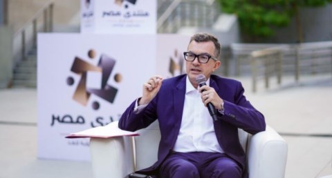 الدكتور أحمد رستم