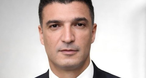 وزير الصناعة خالد هاشم