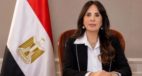 وزيرة الإسكان والمرافق والمجتمعات العمرانية