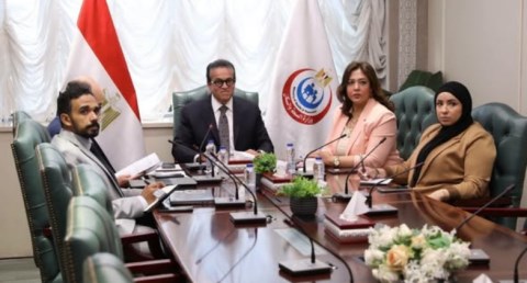 وزير الصحة والسكان