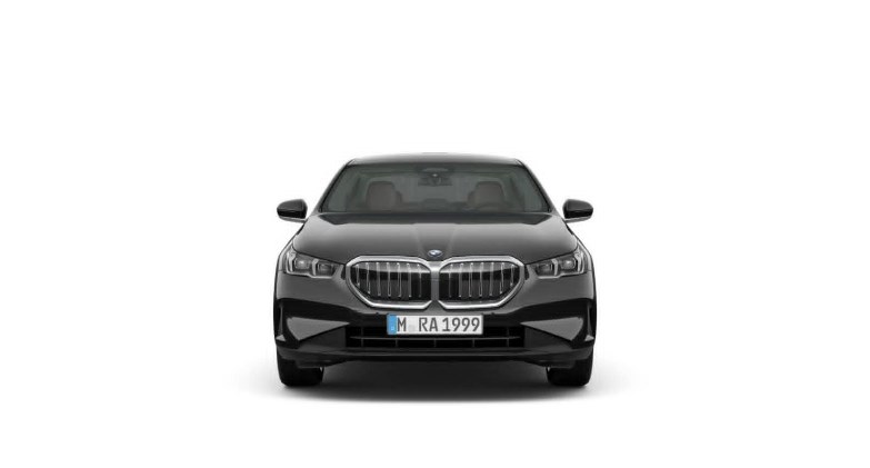 BMW 520i Executive الجديدة