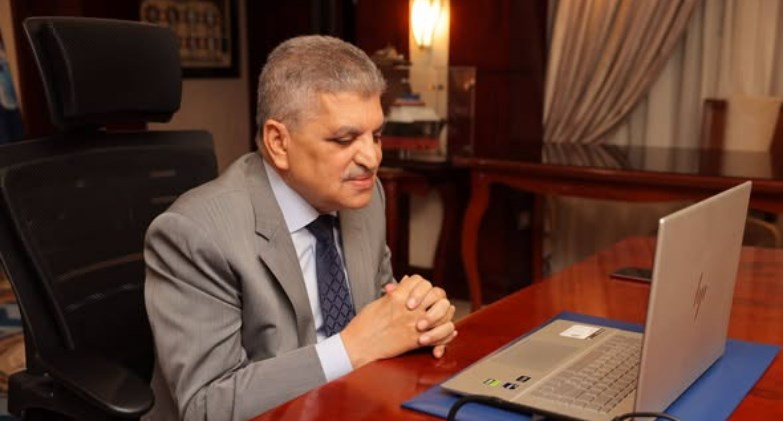 الفريق أسامة ربيع رئيس هيئة قناة السويس