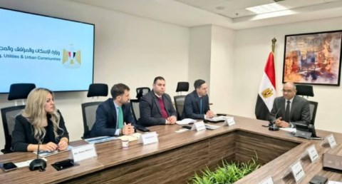 شركتي "ايميا باور" الإماراتية و "كوكس واتر" الإسبانية 