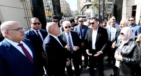 بحضور محافظ القاهرة..وزير الإسكان يتفقد مشروعات تطوير القاهرة الخديوية