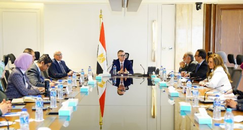  رستم: ضرورة أن تنعكس التكليفات الرئاسية للحكومة علي مشروع الخطة السنوية