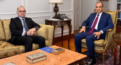 وزيرا الخارجية والاستثمار 