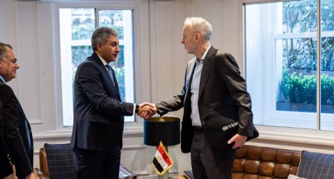 وزير السياحة يلتقي مع ممثل منصة Trip Advisor خلال زيارته لـ لندن