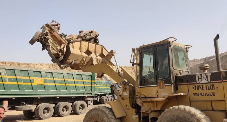 وزيرة التنمية المحلية تتابع جهود إخلاء وتنظيم مقبرة سيارات البساتين