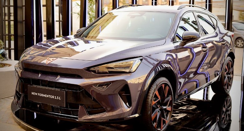 كيان إيچيبت تُطلق النُسخة الأحدث من كوبرا فورمِنتور بتصميم أكثر جرأة للمرة الأولى رسميًا في مصر