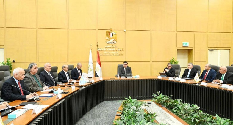 شريف الشربينى يوجه بحزمة من التكليفات لتطوير الأداء وتعظيم الإيرادات