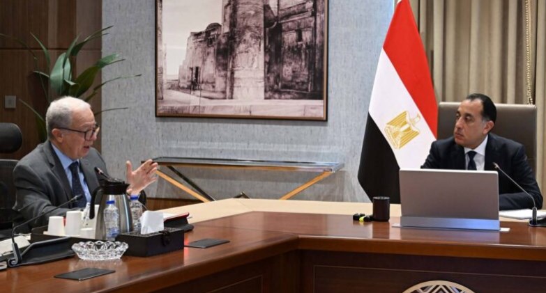  مجلس الوزراء