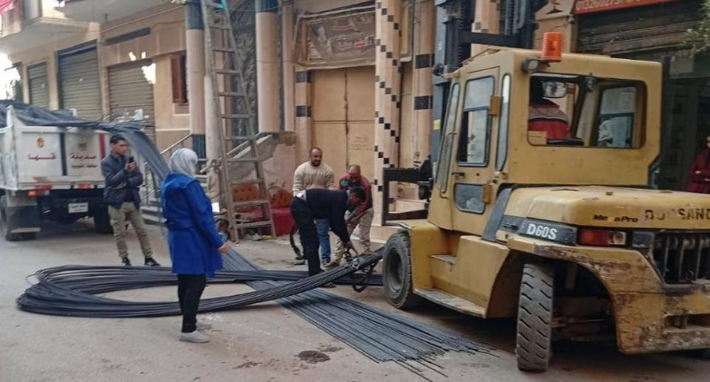 عوض:إزالة المباني المخالفة ورفع إشغالات الشوارع وتراكمات للقمامة