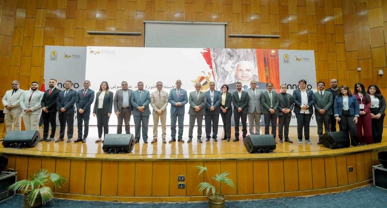 شركة "إنوفو للبناء" تواصل تمكين الكفاءات الهندسية بالصعيد وتنظم "يوم التوظيف" بجامعة أسيوط 