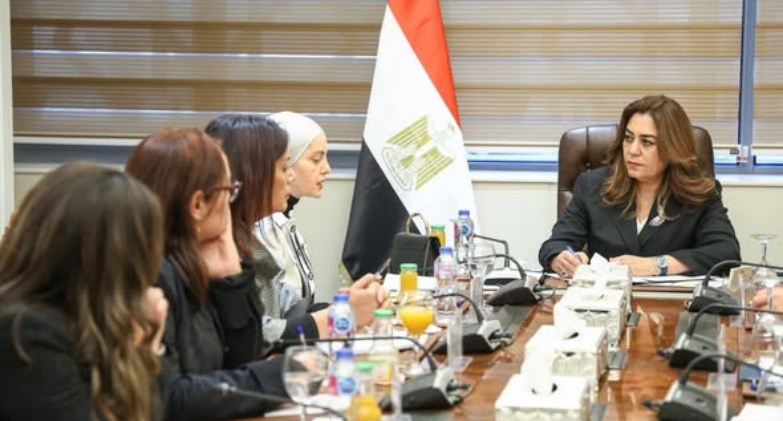  الدكتورة منال عوض وزيرة التنمية المحلية والبيئة 