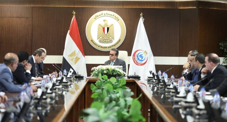 وزير الصحة يتابع التشغيل التجريبي لمنظومة التأمين الصحي الشامل بالمنيا