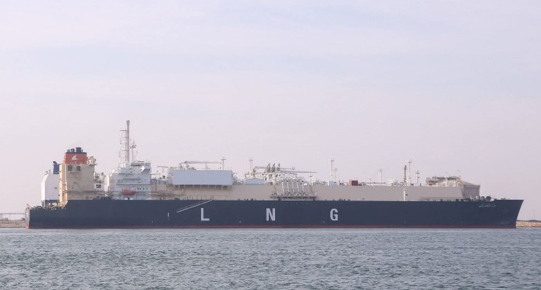 ميناء دمياط: تداول 22 سفينة وتفريغ 69 ألف طن غاز مسال خلال 24 ساعة