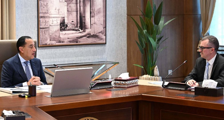 رئيس الوزراء يستعرض رؤية وزارة التخطيط وخطة عملها خلال الأعوام الثلاثة المقبلة