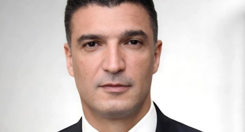 خالد هاشم وزير الصناعة