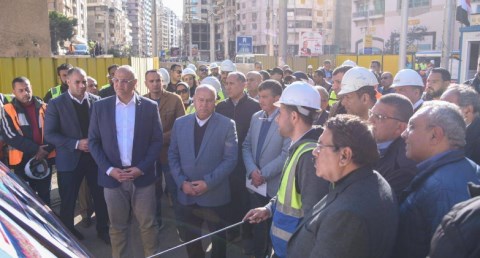 وزير النقل يتابع الموقف التنفيذي لمشروع إعادة تأهيل وتطوير ترام الرمل