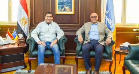 وزير الشباب والرياضة يلتقي محافظ الإسكندرية