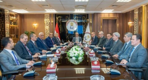  الدكتور صلاح سليمان جمبلاط وزير الدولة للإنتاج الحربي