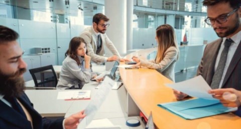 فتح الحسابات مجانًا وبدون حد أدنى