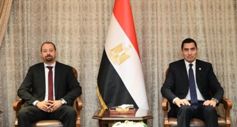 وزير الشباب والرياضة يستقبل وفد منظمة التعاون الاقتصادي والتنمية 