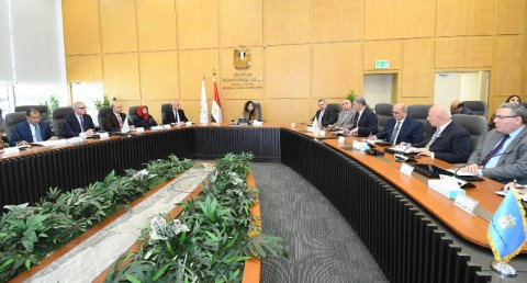  المنشاوي تؤكد أهمية المتابعة المستمرة للمشروعات التنموية