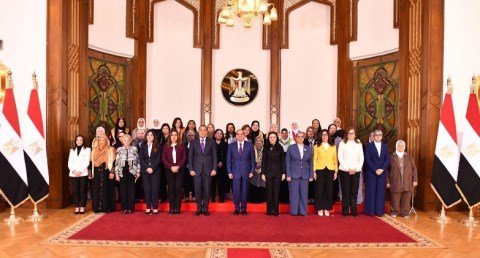 وزيرة الثقافة: احتفاء الرئيس عبد الفتاح السيسي بالمرأة المصرية يؤكد تقدير الدولة لدورها في بناء الوطن