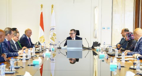 وزير التخطيط والتنمية الاقتصادية ورئيس جهاز تنمية المشروعات يبحثان آليات التعاون
