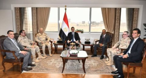 وزير الشباب والرياضة يناقش آخر مستجدات مشروع الجينوم الرياضي