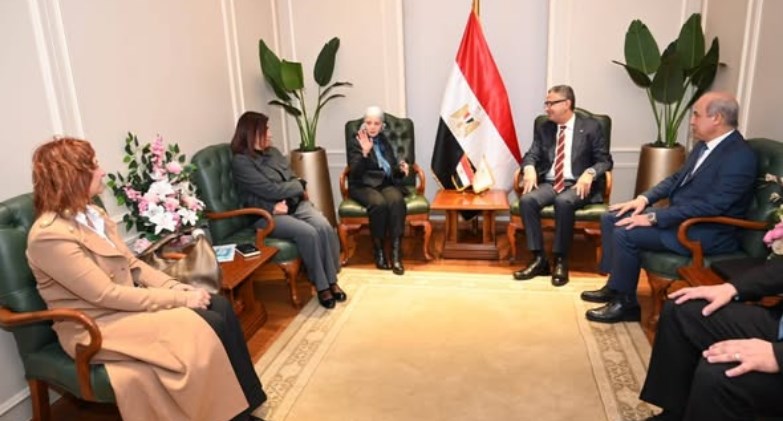 وزير التموين والتجارة الداخلية