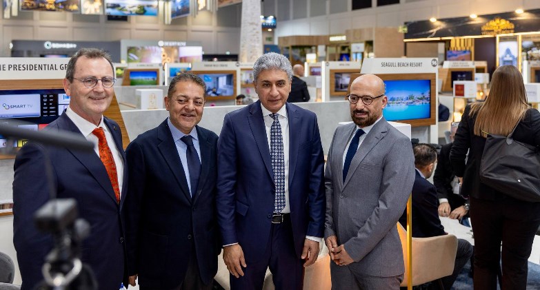 وزير السياحة يفتتح الجناح المصري المُشارك في بورصة برلين السياحية