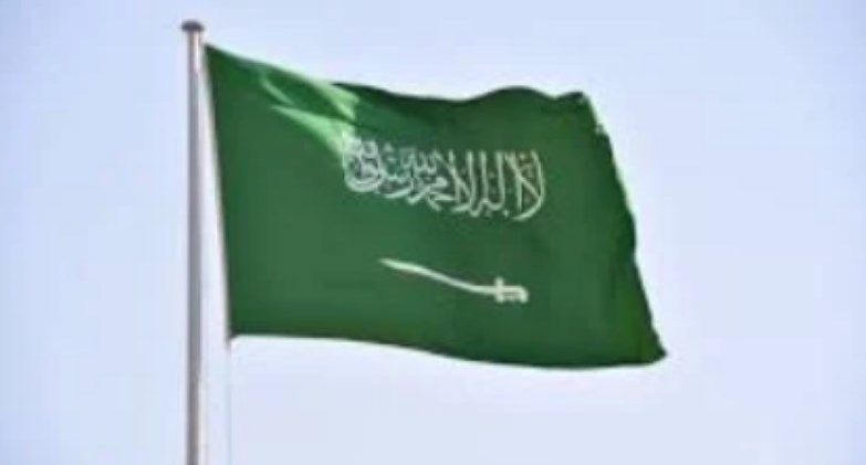 أمريكا تسمح لموظفيها غير الضروريين بسفارة الرياض بالمغادرة الفورية