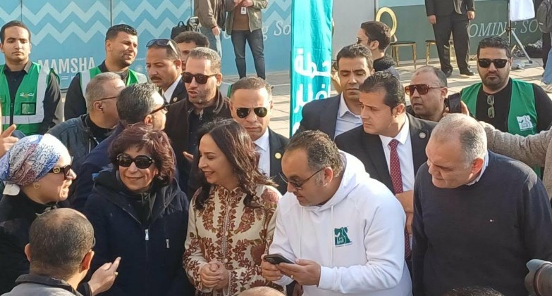 إفطار رمضاني يجمع مئات الأسر على ممشى أهل مصر 