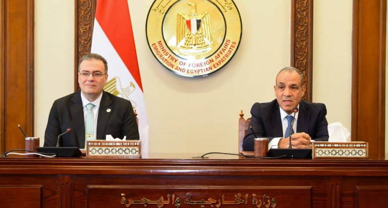  وزير الخارجية يتابع دمج ملف التعاون الدولى إلى وزارة الخارجية