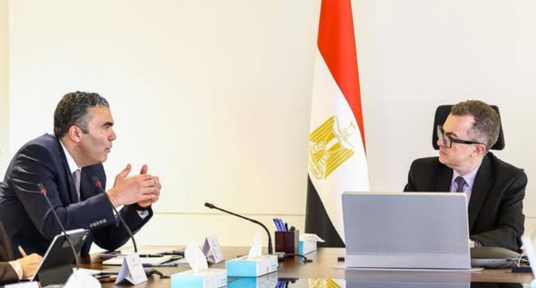 الدكتور أحمد رستم