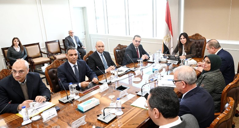 وزيرة الإسكان تتابع موقف تنفيذ مشروعات تطوير "مثلث ماسبيرو" و"سور مجرى العيون"