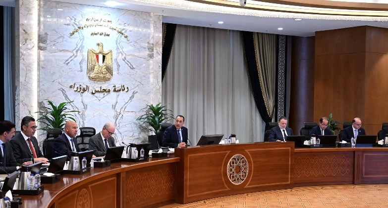 رئيس الوزراء يترأس اجتماع المجموعة الوزارية الاقتصادية