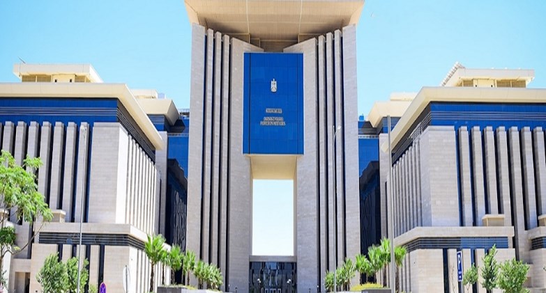 مصر تتابع أزمة نقل المتوفين المصريين من الكويت وتيسير عودة المواطنين إلى أرض الوطن