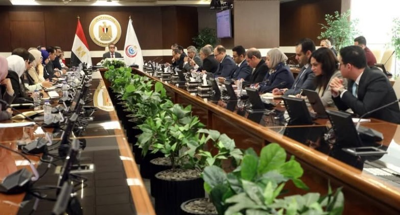 وزير الصحة يترأس اجتماعاً لمراجعة الحساب الختامي لموازنة 2024-2025