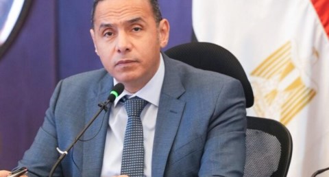 الدكتور إسلام عزام