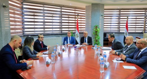  وزير التعليم يبحث مع هيئة الرقابة المالية آليات إدراج الثقافة المالية