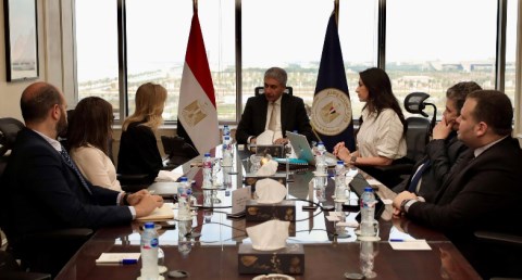 وزير السياحة يبحث مع مدير شركة فيزا الشراكة الاستراتيجية لدعم تجربة السائح في مصر