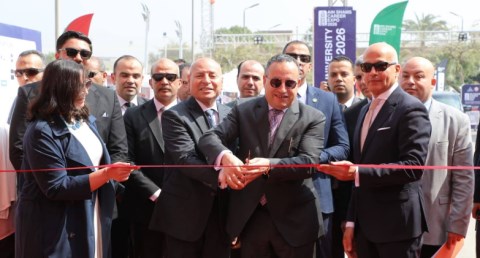 وزير التعليم العالي يفتتح الملتقى التوظيفي الأكبر بالجامعة ASU Career Expo 2026