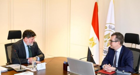 اجتماع وزير التخطيط والتنمية الاقتصادية