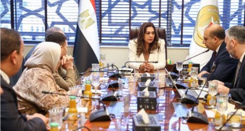 الدكتورة منال عوض وزيرة التنمية المحلية والبيئة