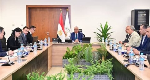 وزير الري يلتقي رئيس مفوضية نهر اليانجتسي الصيني